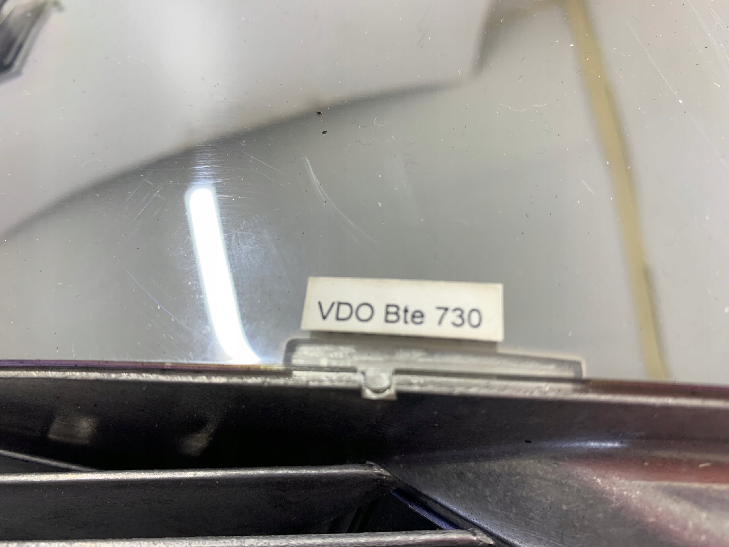 Zdjęcie używanej części: BMW E60 E61 HEAD UP WYŚWIETLACZ RZUTNIK 6949088