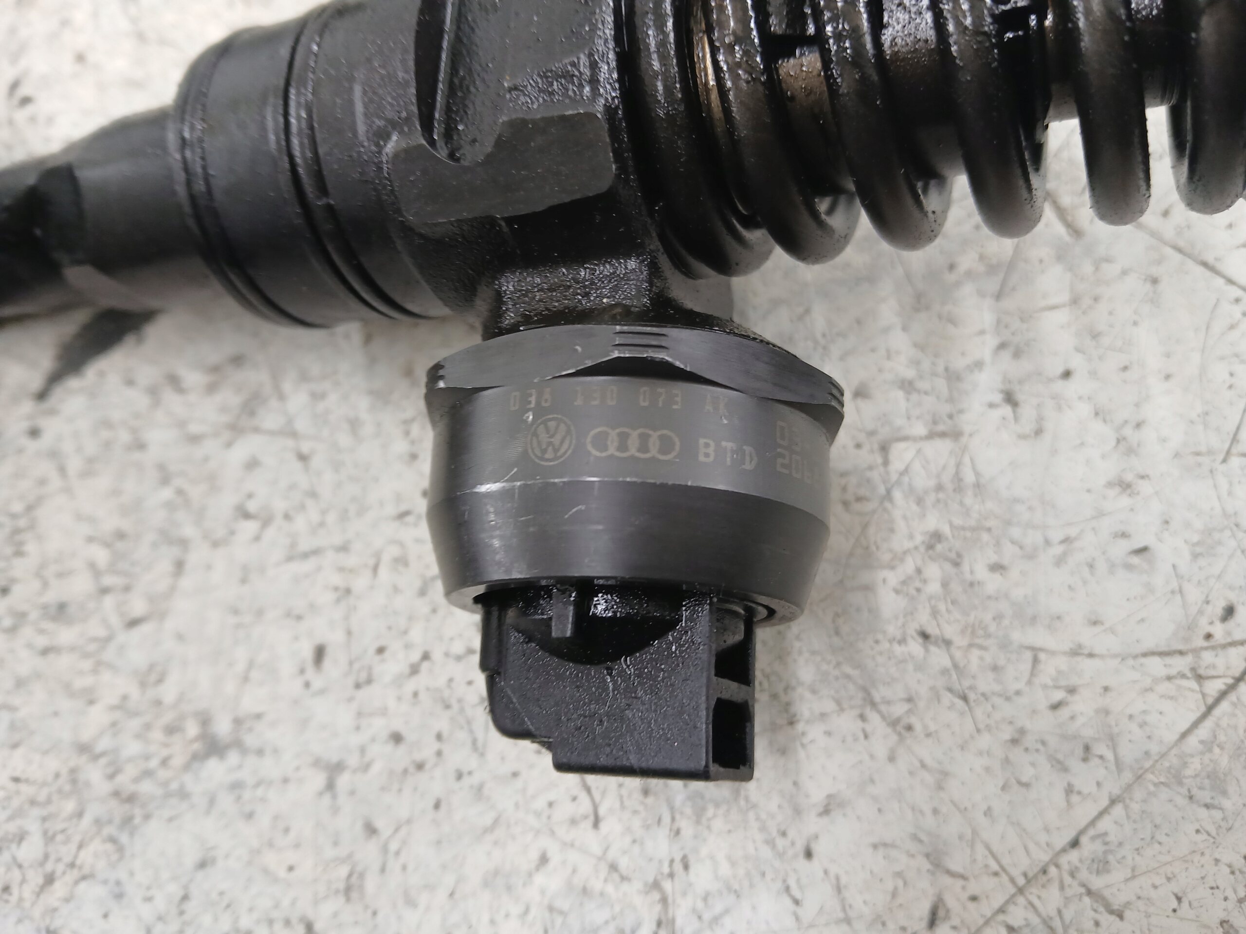Zdjęcie używanej części: POMPOWTRYSK VW AUDI SEAT SKODA 1.9 TDI ASZ 038130073AK