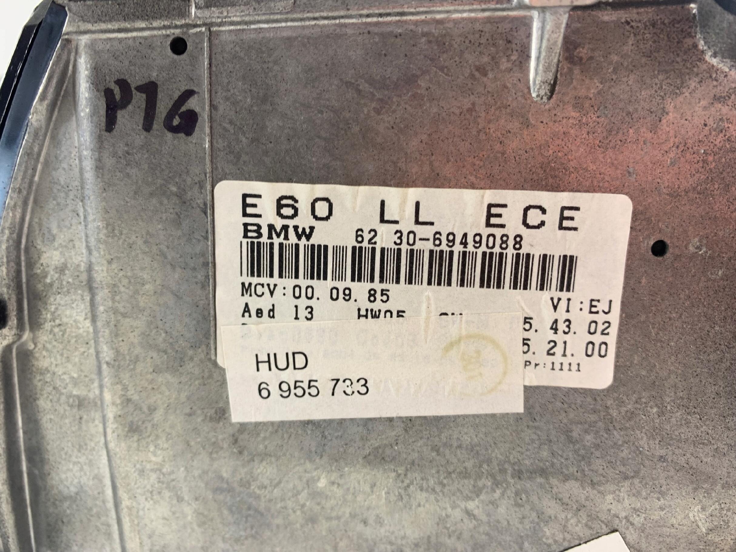 Zdjęcie używanej części: BMW E60 E61 HEAD UP WYŚWIETLACZ RZUTNIK 6949088