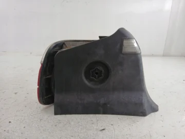 BMW E36 COMPACT LAMPA PRAWA TYŁ + WKŁAD - zdjęcie 2
