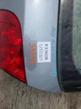 AUDI A4 B7 KOMBI KLAPA BAGAŻNIKA LY7J - zdjęcie 10
