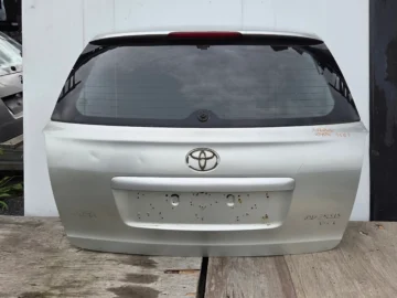 TOYOTA AVENSIS T25 KOMBI KLAPA BAGAŻNIKA SREBRNA