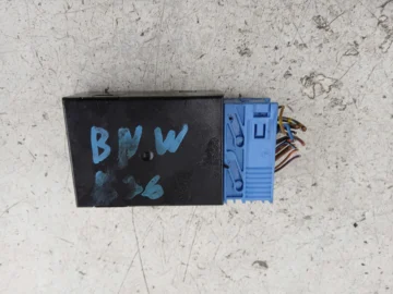 BMW E36 STEROWNIK MODUŁ WYCIERACZEK 8366381