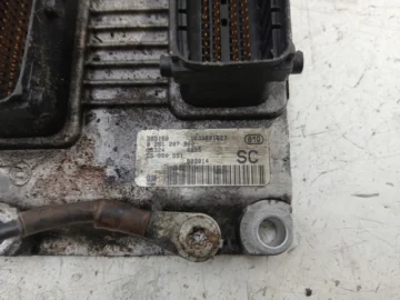OPEL CORSA C 1.0 STEROWNIK SILNIKA 55350551 - zdjęcie 3