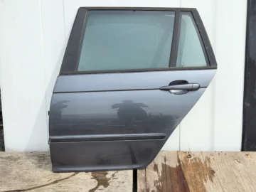 BMW E46 KOMBI DRZWI LEWY TYŁ STAHLGRAU METALLIC