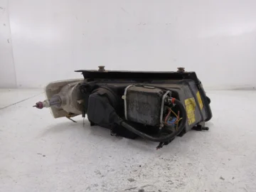 VW PASSAT B5 LAMPA LEWA PRZÓD XENON PRZETWORNICA KIERUNKOWSKAZ - zdjęcie 2