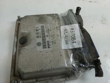 VW POLO III 1.4 STEROWNIK SILNIKA 030906032CG