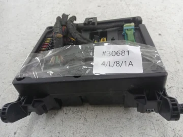 VW SHARAN I FORD GALAXY SKRZYNKA BEZPIECZNIKÓW 7M3962258L - zdjęcie 7
