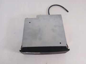 RENAULT ESPACE IV TUNER STEROWNIK RADIA 8200205833 - zdjęcie 2