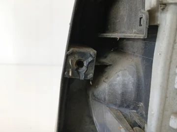 VW POLO 9N LAMPA LEWA TYŁ - zdjęcie 5