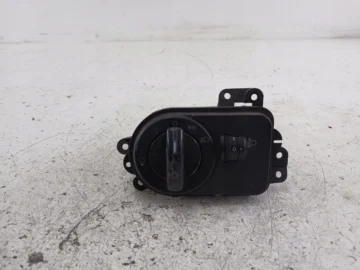 FORD FIESTA MK6 PRZEŁĄCZNIK ŚWIATEŁ 2M6T13A024AC