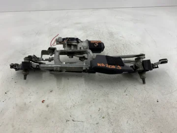 MAZDA 3 II BL MECHANIZM WYCIERACZEK BBM46737X - zdjęcie 2