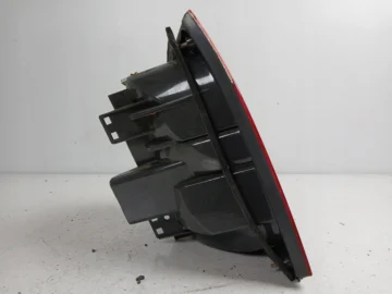 SKODA OCTAVIA I HB LAMPA PRAWA TYŁ - zdjęcie 4