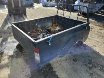 NISSAN NAVARA D22 PAKA ŁADUNKOWA BURTA - zdjęcie 4
