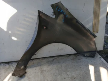 OPEL CORSA D BŁOTNIK LEWY SZARY - zdjęcie 4