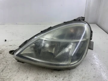 MERCEDES W168 LAMPA LEWA PRZÓD A1688200961