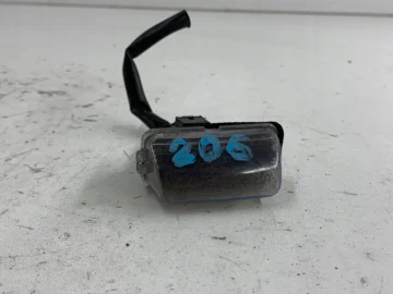 PEUGEOT 206 LAMPKA TABLICY REJESTRACYJNEJ