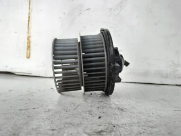 TOYOTA YARIS I DMUCHAWA NAWIEWU 194000-1210 - zdjęcie 4