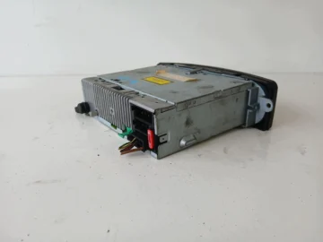 MERCEDES W203 RADIO FABRYCZNE CD A2038201786 - zdjęcie 2