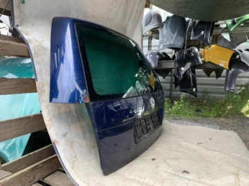 VW GOLF IV KOMBI KLAPA BAGAŻNIKA LD5Q - zdjęcie 2