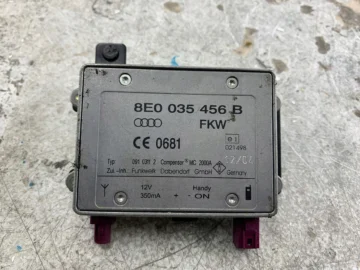 AUDI A4 B6 B7 MODUŁ WZMACNIACZ ANTENOWY 8E0035456B