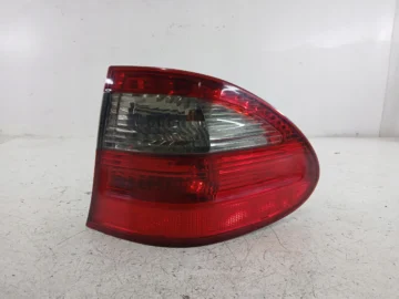 MERCEDES W211 KOMBI LIFT LAMPA PRAWA TYŁ A2118202864