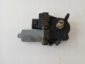 AUDI A6 C5 SILNICZEK SZYBY LEWY PRZÓD 0130821775 - zdjęcie 2