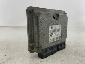 SEAT IBIZA III 1.4 STEROWNIK SILNIKA 036906034GM - zdjęcie 2