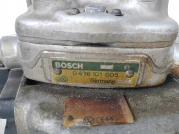 AUDI 80 B3 1.8 ROZDZIELACZ PALIWA 026133353 BOSCH - zdjęcie 8
