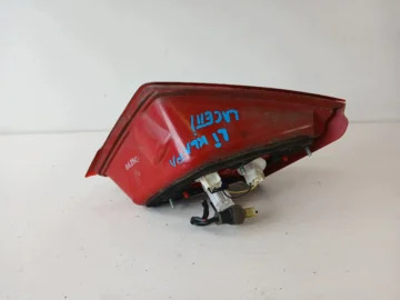 CHEVROLET LACETTI LAMPA LEWA TYŁ KLAPA - zdjęcie 2