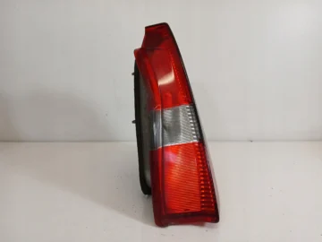 MITSUBISHI CARISMA LAMPA PRAWA TYŁ - zdjęcie 4