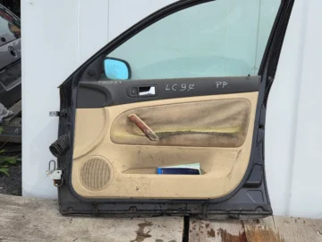 VW PASSAT B5 LIFT DRZWI PRAWY PRZÓD LC9Z - zdjęcie 4