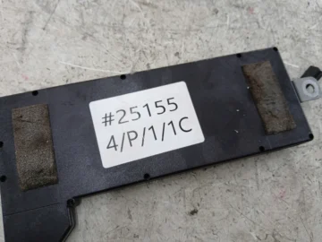 MERCEDES W203 WZMACNIACZ ANTENOWY A2038207989 - zdjęcie 5