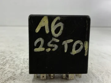 AUDI A6 C5 PRZEKAŹNIK ŚWIATEŁ 4B0919471A 387