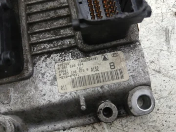 FIAT STILO 1.4 STEROWNIK SILNIKA ME73H4F031 0261208204 - zdjęcie 5