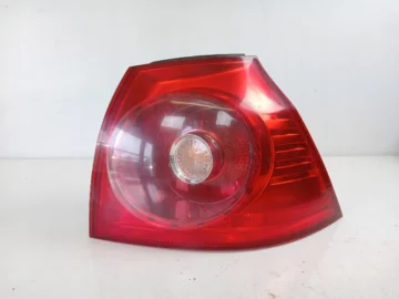 VW GOLF V HB LAMPA PRAWA TYŁ 1K6945096E