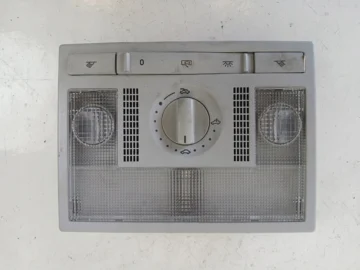 VW POLO 9N PANEL SZYBERDACHU LAMPKA WNĘTRZ