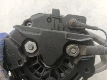 OPEL CORSA C 1.2 ALTERNATOR 09133599 70A - zdjęcie 3
