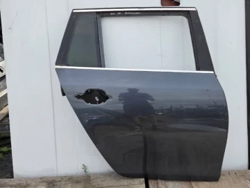 BMW E61 E60 KOMBI DRZWI PRAWY TYŁ PLATINGRAU