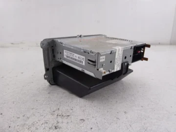 VW GOLF V PLUS POLO V RADIO FABRYCZNE CD 5M0035156 - zdjęcie 4