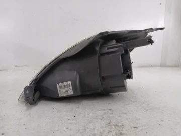 FORD FIESTA MK6 LIFT LAMPA PRAWA PRZÓD - zdjęcie 4