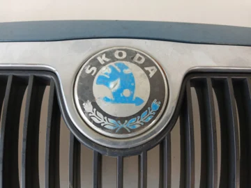 SKODA FABIA I GRILL ATRAPA CHŁODNICY 9432 - zdjęcie 4