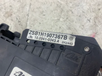 VW GOLF 3 III STEROWNIK MODUŁ ABS 1H0907379D - zdjęcie 5