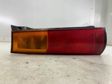 HONDA CR-V I RD LAMPA LEWA TYŁ
