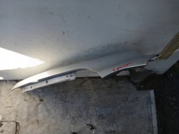 MAZDA 3 BK I BŁOTNIK PRAWY SREBRNY - zdjęcie 6