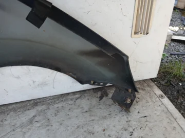 FORD FIESTA MK6 VI BŁOTNIK LEWY 84 - zdjęcie 5