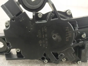 MAZDA 3 BK MECHANIZM WYCIERACZKI TYŁ 0390201588 - zdjęcie 4