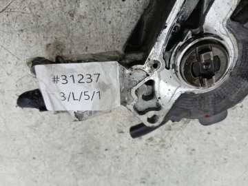 POMPA VACUM VACUM VW PASSAT B6 A3 8P GOLF V 2.0 TDI 038145209N - zdjęcie 6