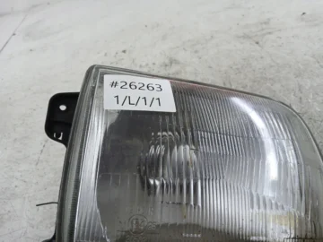 NISSAN NAVARA D22 LAMPA PRAWA PRZÓD EUROPA - zdjęcie 5