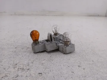 BMW E46 KOMBI WKŁAD LAMPY LEWY TYŁ 6900471 - zdjęcie 2